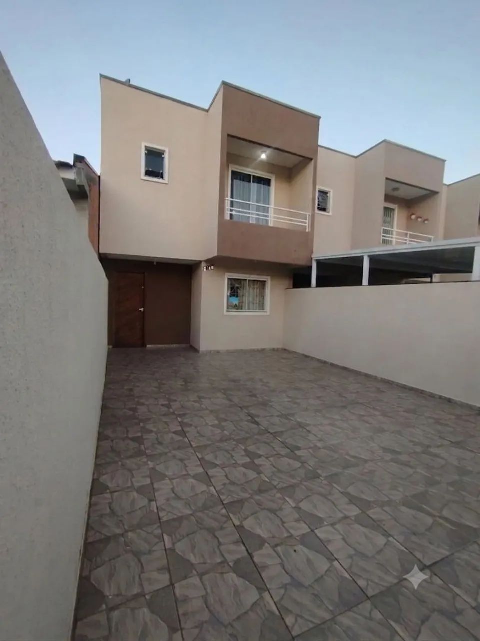Sobrado, Uvaranas. Vila Marina 