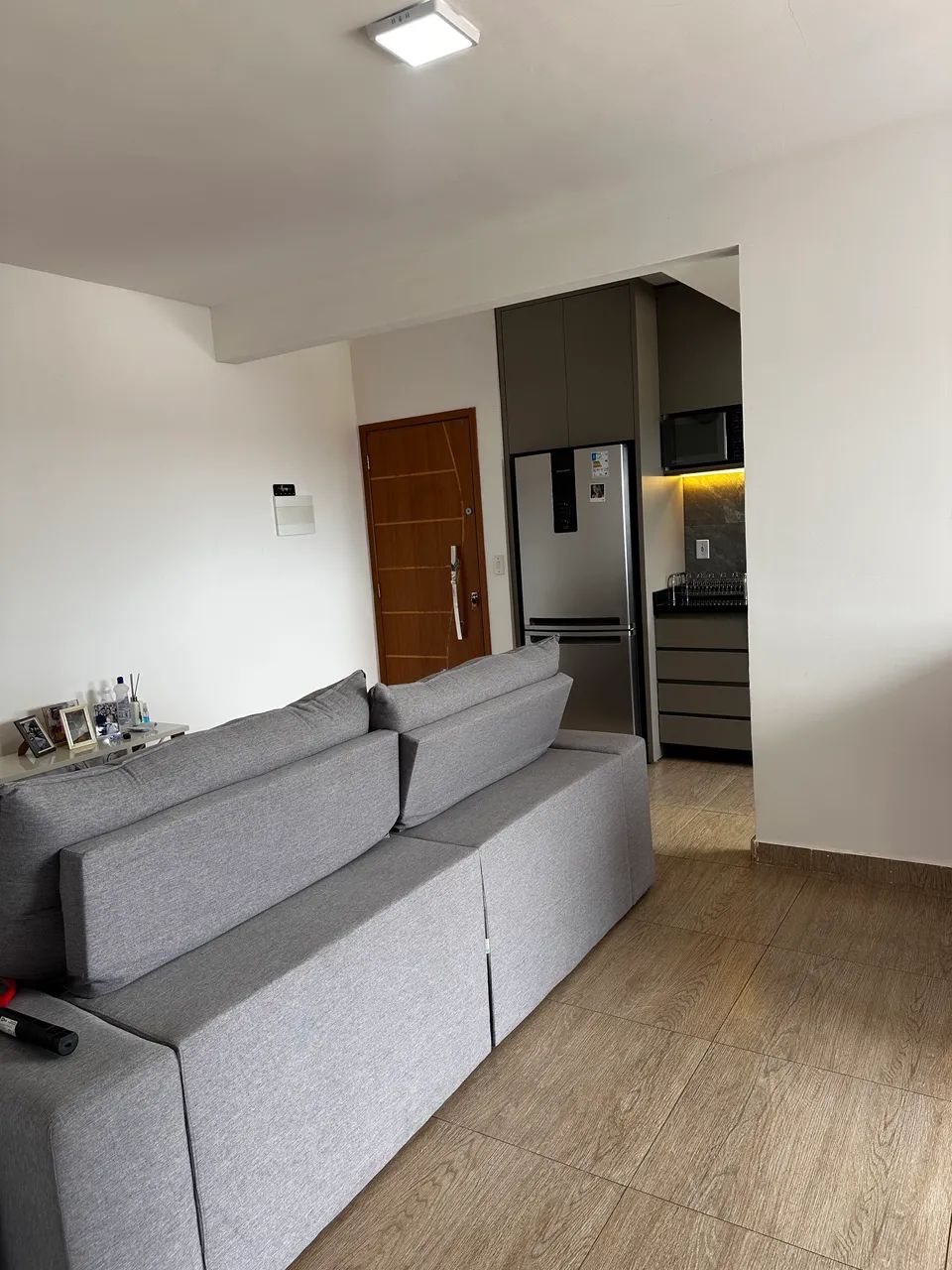 AGIO DE APARTAMENTO COM VARANDA  - Foto 2
