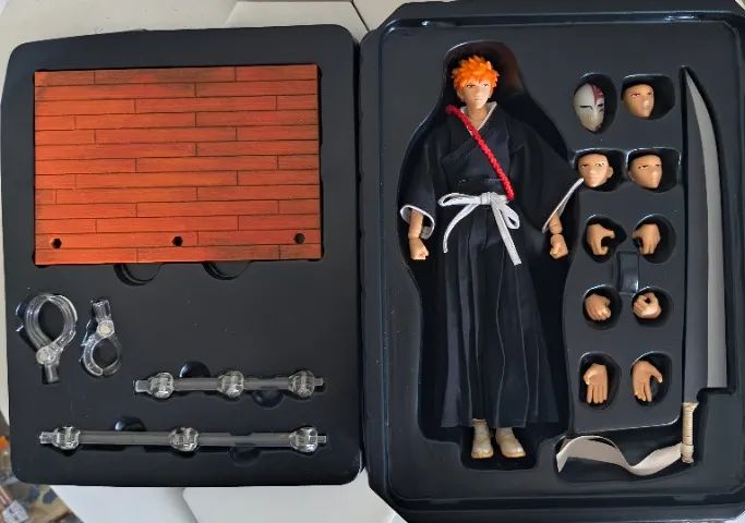 Set Bleach Kurosaki Ichigo e Ichigo Bankai Daisin / Great Toys