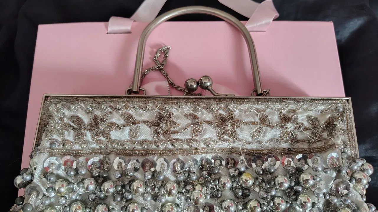 Bolsa ,clutch Chenson Original Bordada a mão  - Foto 4