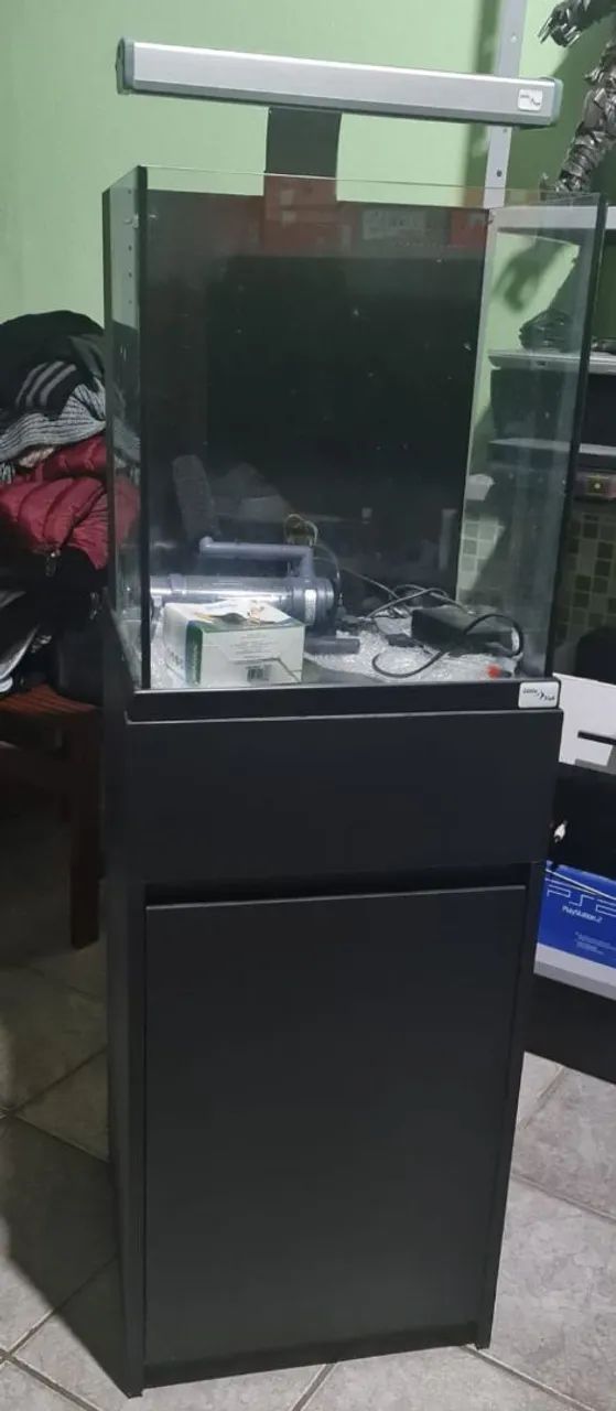 Aquário Nano Marinho 51L com movel.