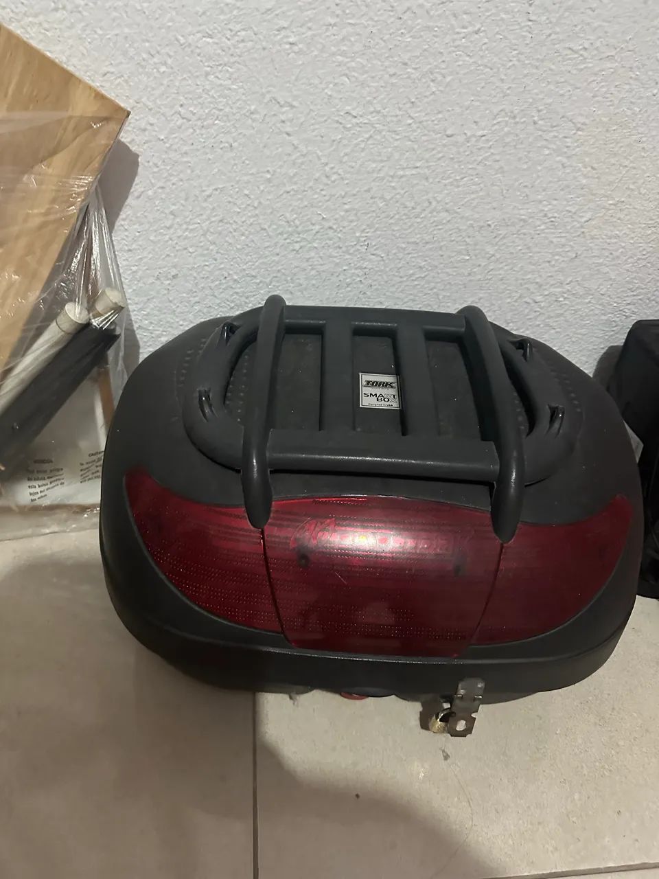 Baú de moto 45 L  - Foto 2
