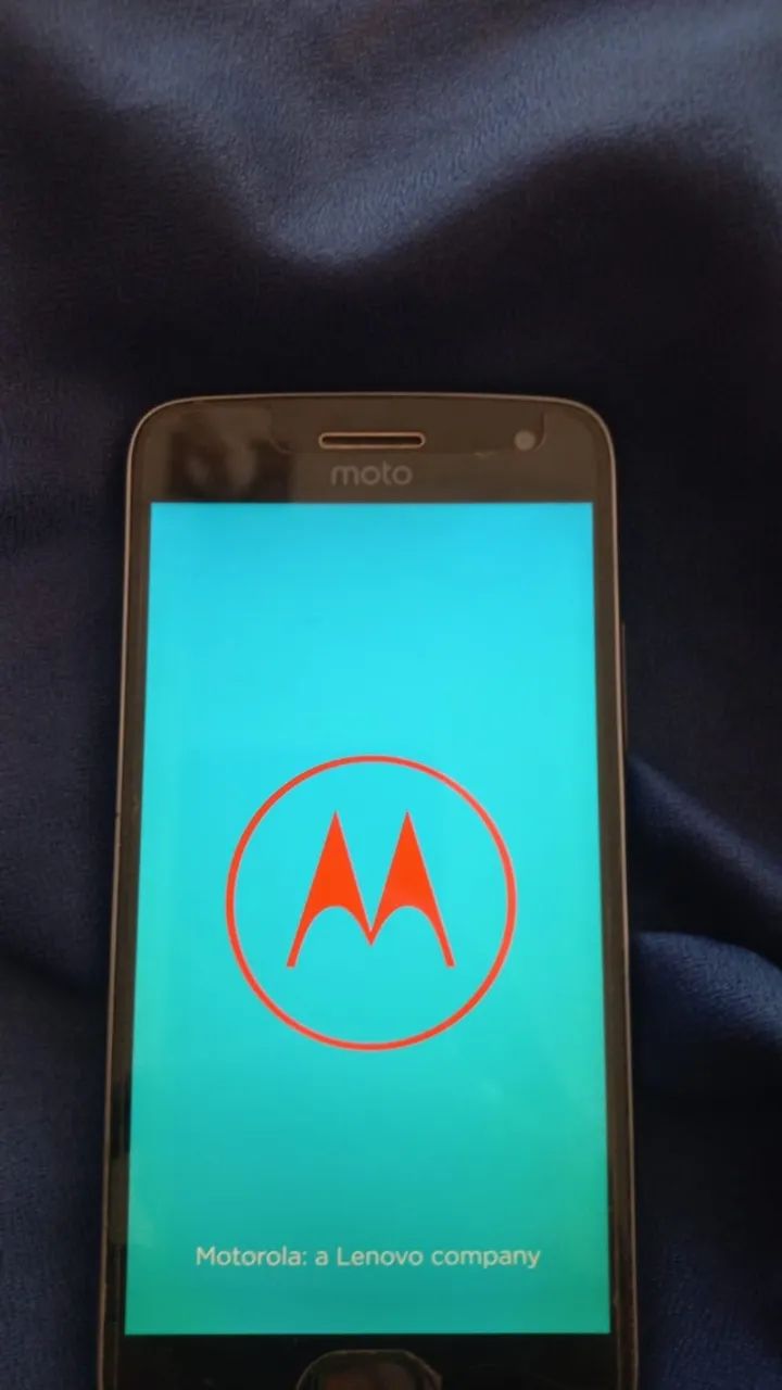 celular Motorola CE 0168 - Foto 2