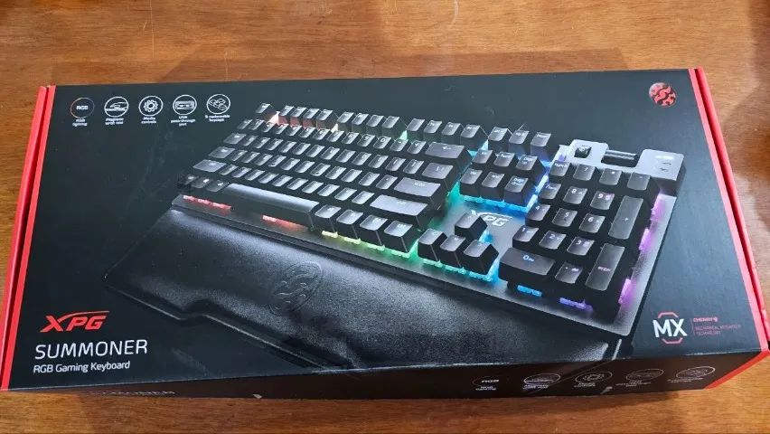 Teclado Mecânico Switch Cherry MX XPG Summoner RGB