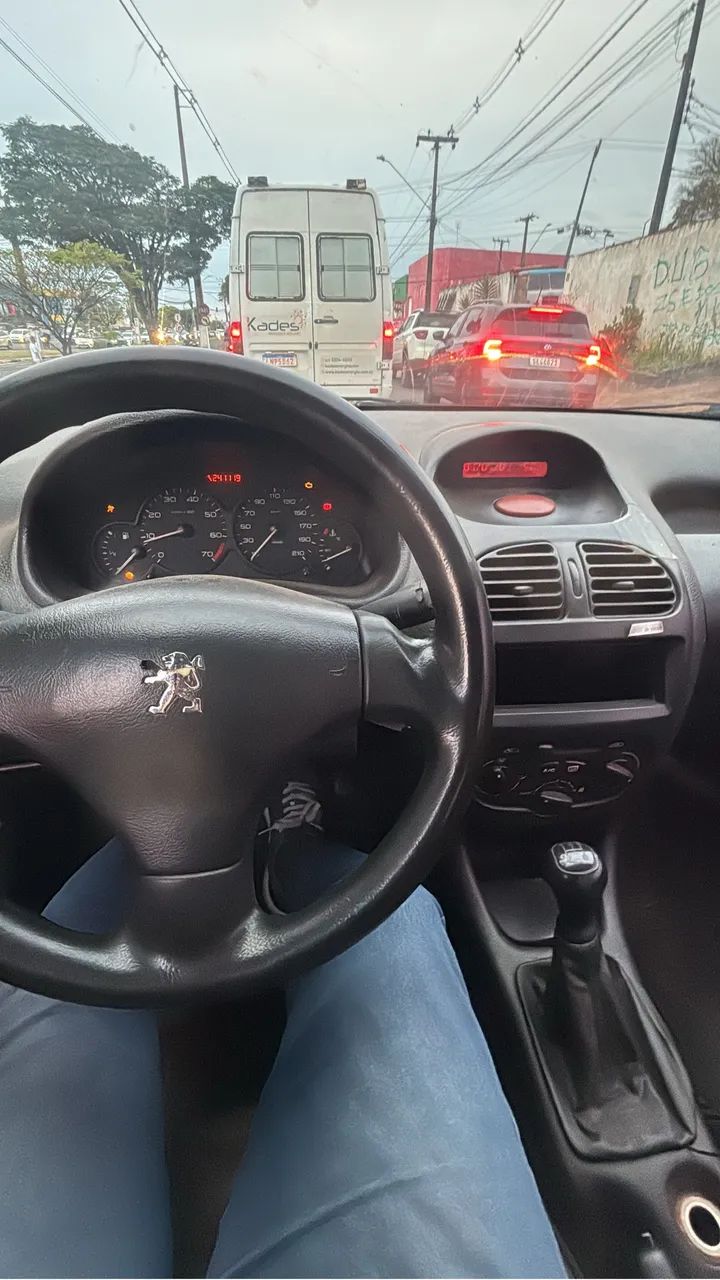 Peugeot 206 Presence 1.4/ 1.4 Flex 8V 5P 2005