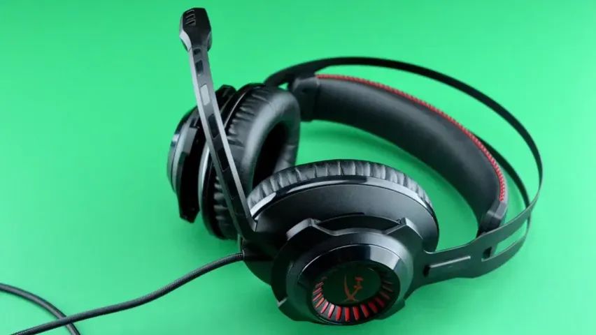 Fone Gamer Hyperx Cloud Revolver S 7.1 C/ Microfone Pc / Ps4 (Usado) - Foto 2