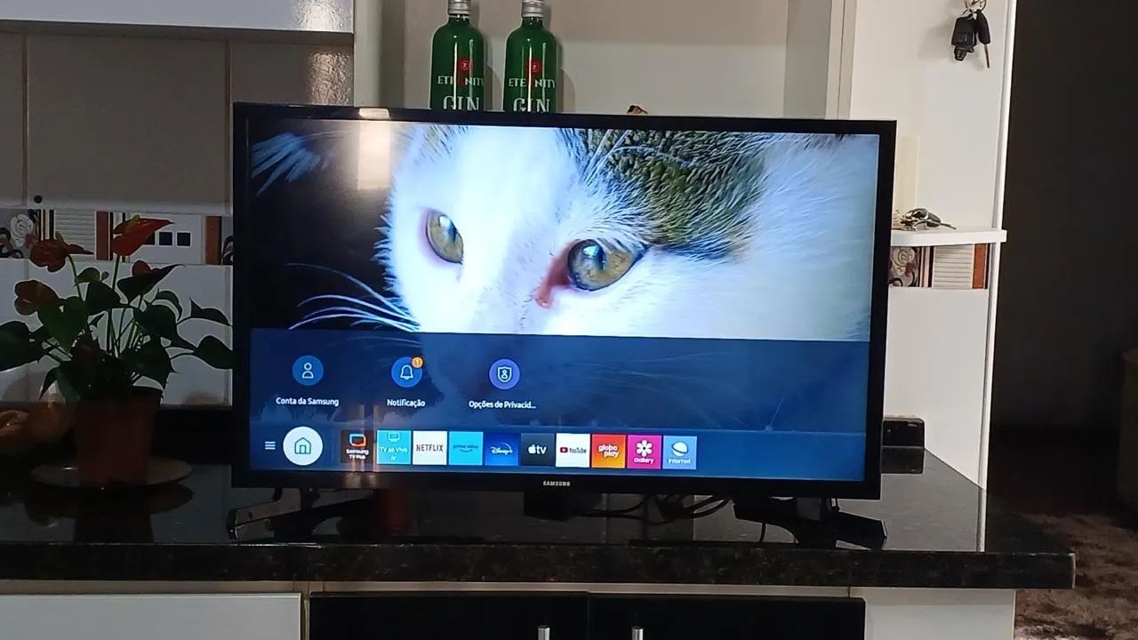 Tv smart 32 polegadas Samsung tizen fullhd
