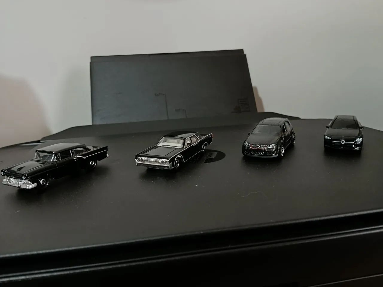 Kit Matchbox Black 4 minis 