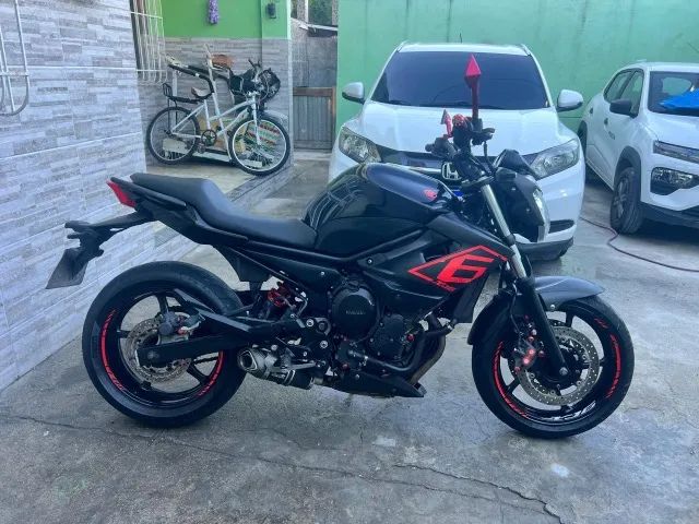 XJ6