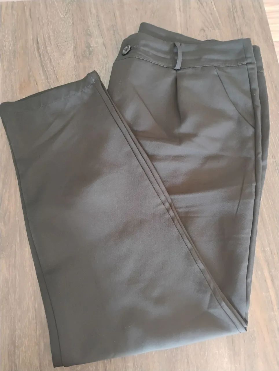Roupas e sapatos - Foto 2