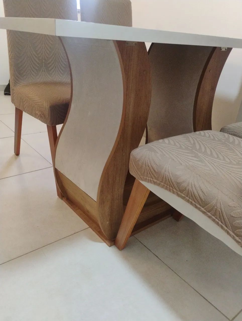 Mesa de jantar com 4 cadeiras  - Foto 5