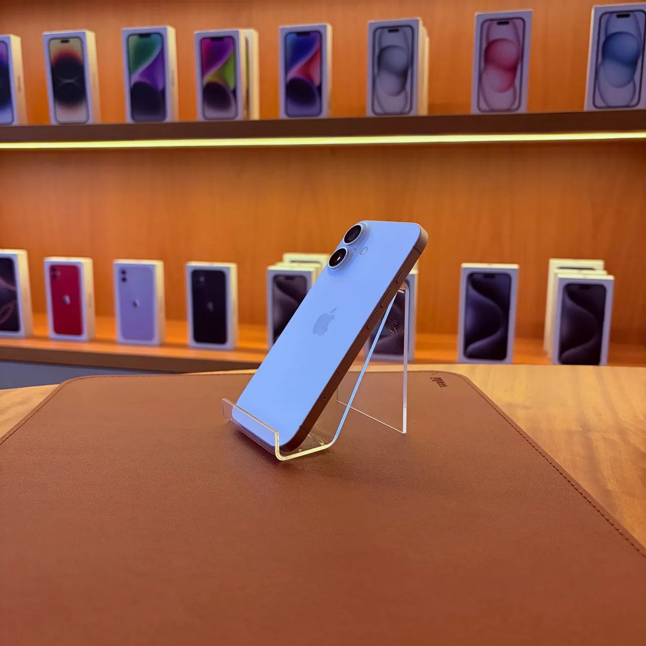 iPhone 16 Plus 128GB Branco  - Foto 3