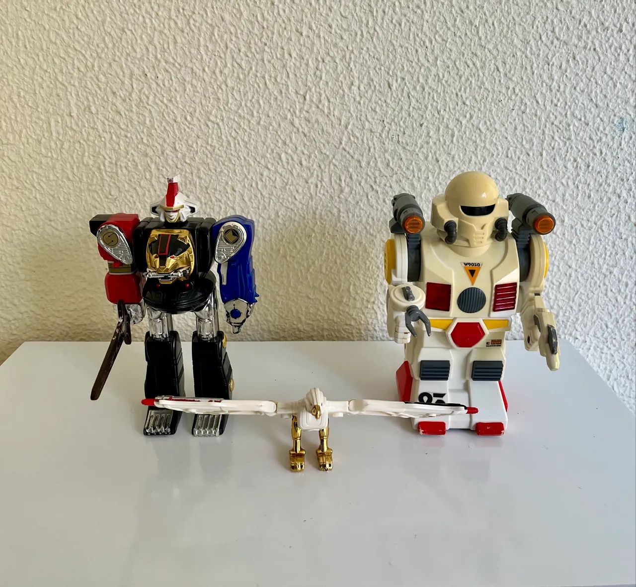 Robôs Ninja Megazord e Weina Laser Power Robot 95 - Brinquedos e