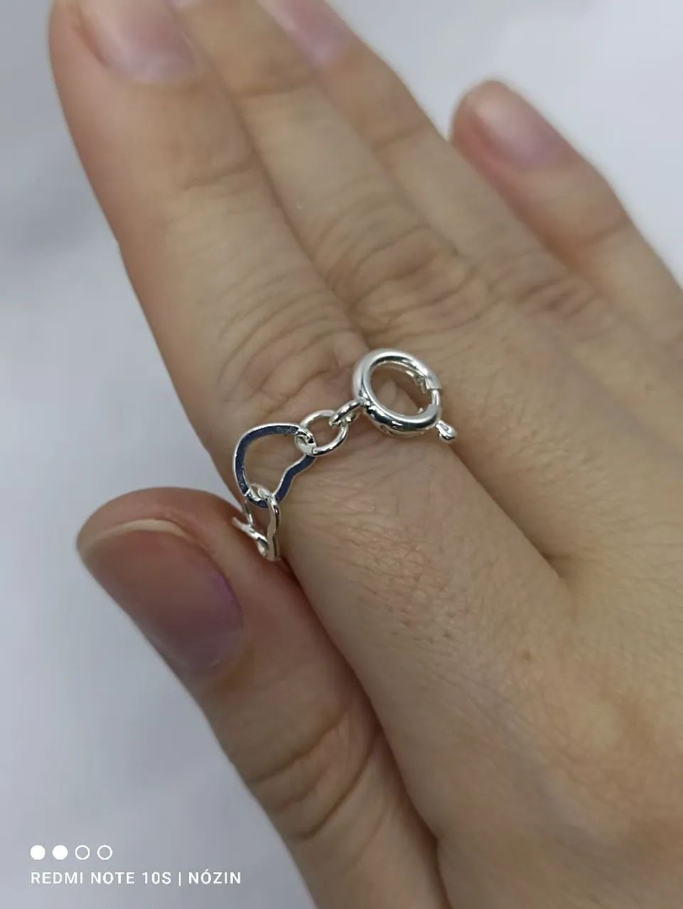 Pulseira banhada com corações em zircônia laranja. - Foto 4