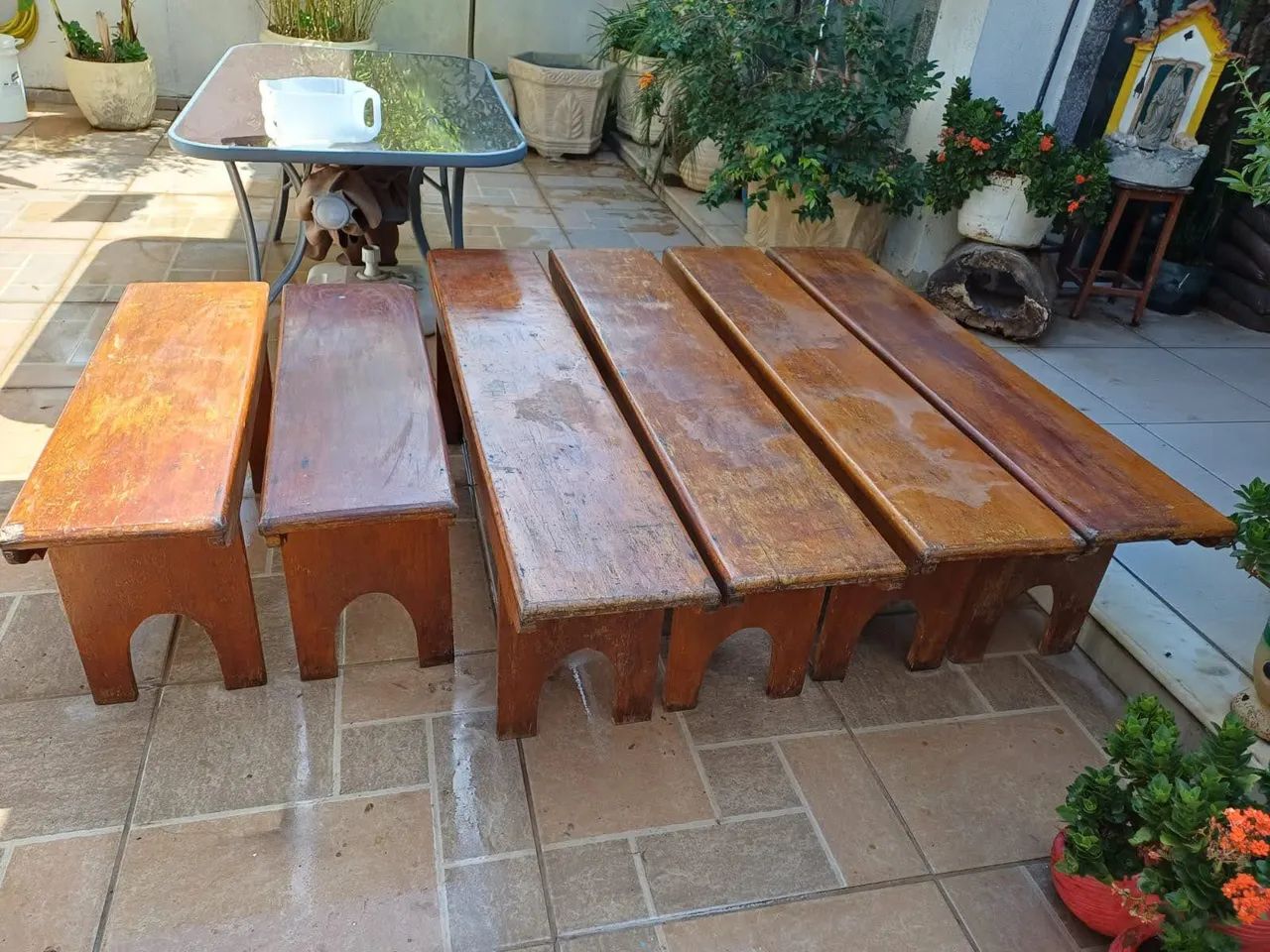 Bancos de madeira - Foto 3