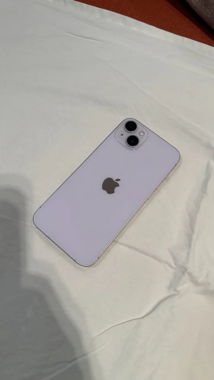 Vendo iPhone 14 Plus, 128 GB Roxo Claro co Capinha Preta - Foto 3