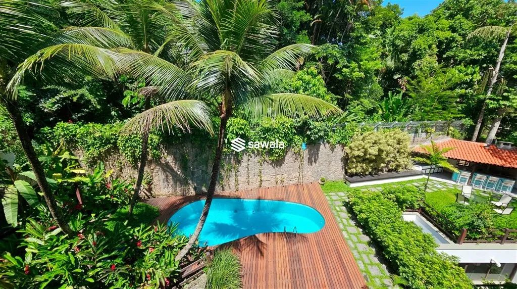 Mansão a venda no Condomínio Jardim Itanhangá 2