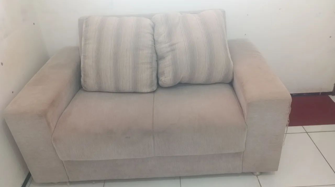Sofá dois lugares