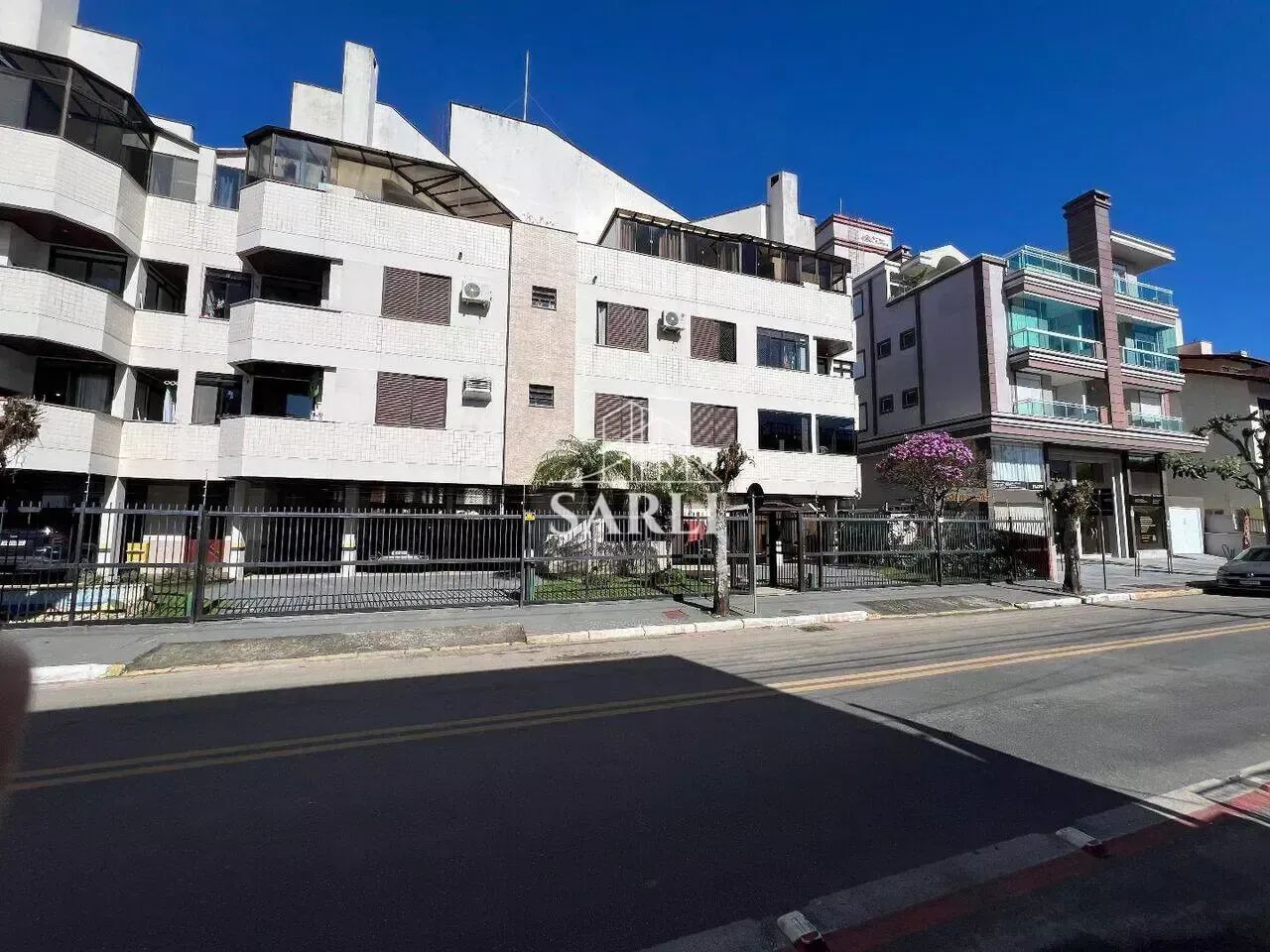 Apartamento 50 metros do mar com 2 dormitórios com suíte à venda - Canasvieras Florianópol - Foto 2