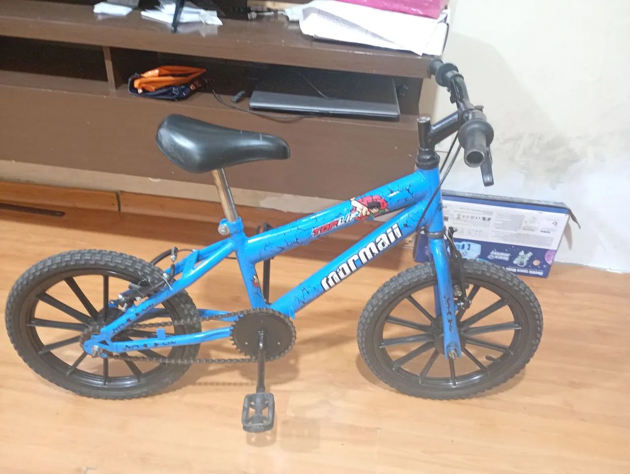 Vende-se uma bicicleta aro 16 infantil 