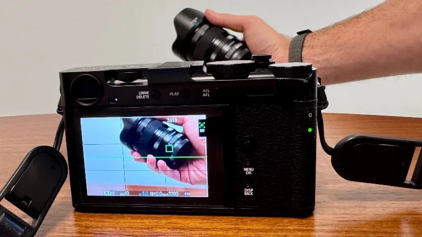Fujifilm X-E5 Body - Incl. Acessórios. Seminova. - Foto 3