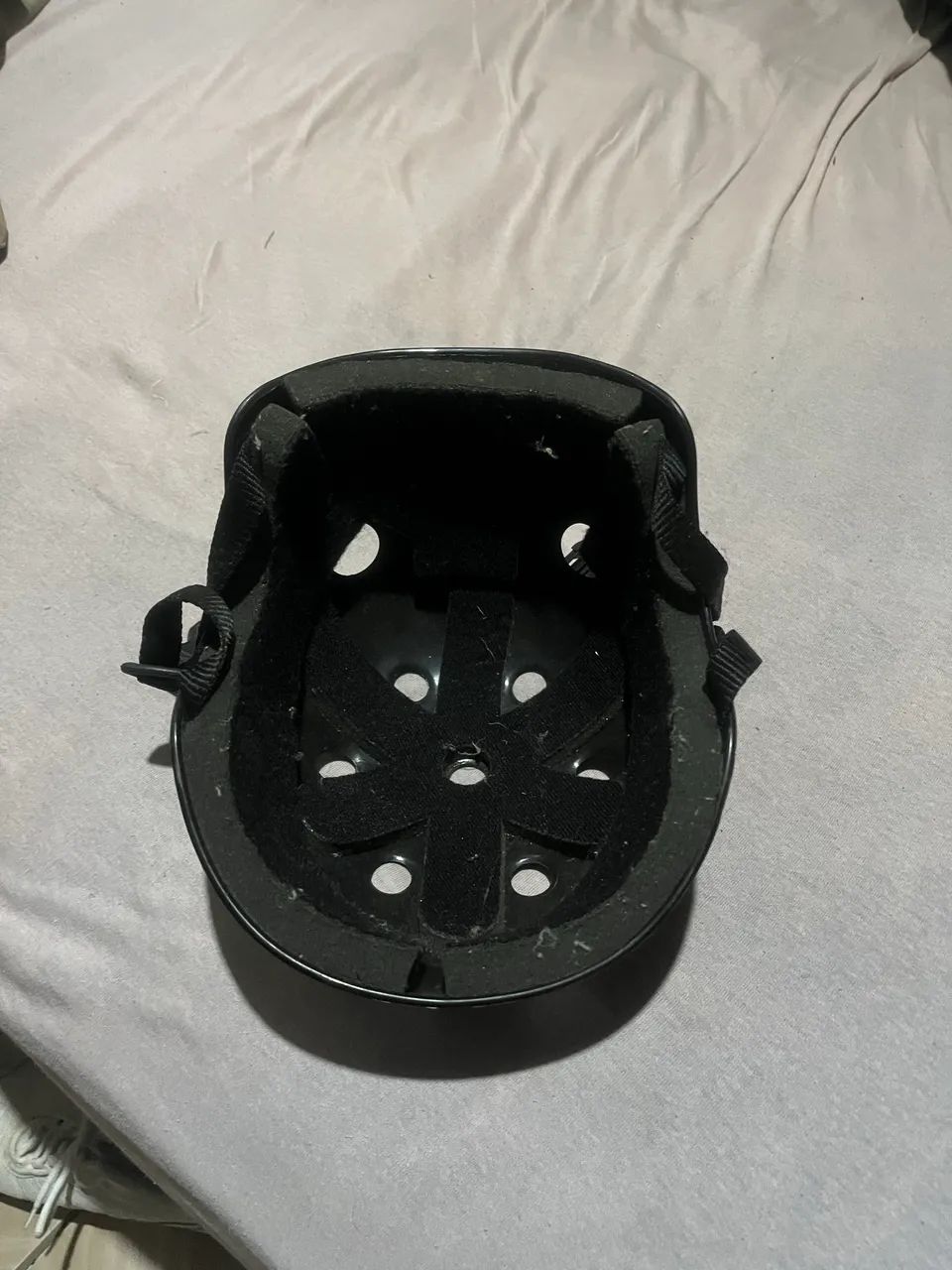 Capacete para andar de skt em perfeito estado  - Foto 3