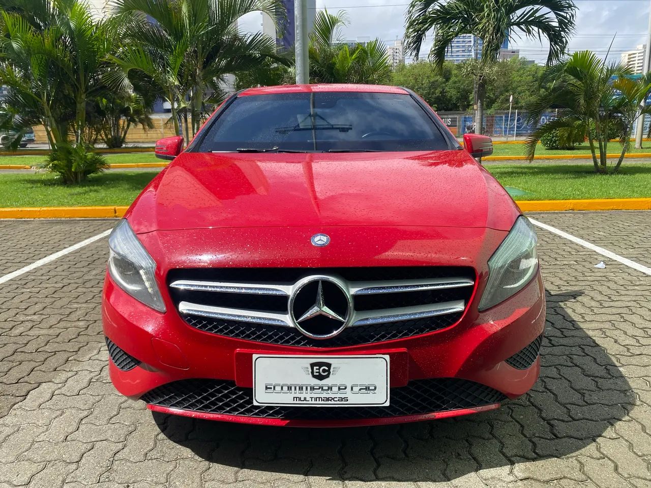 Mercedes-Benz Classe A 200 1.6 TB 16V Urban 156cv Aut. 2014