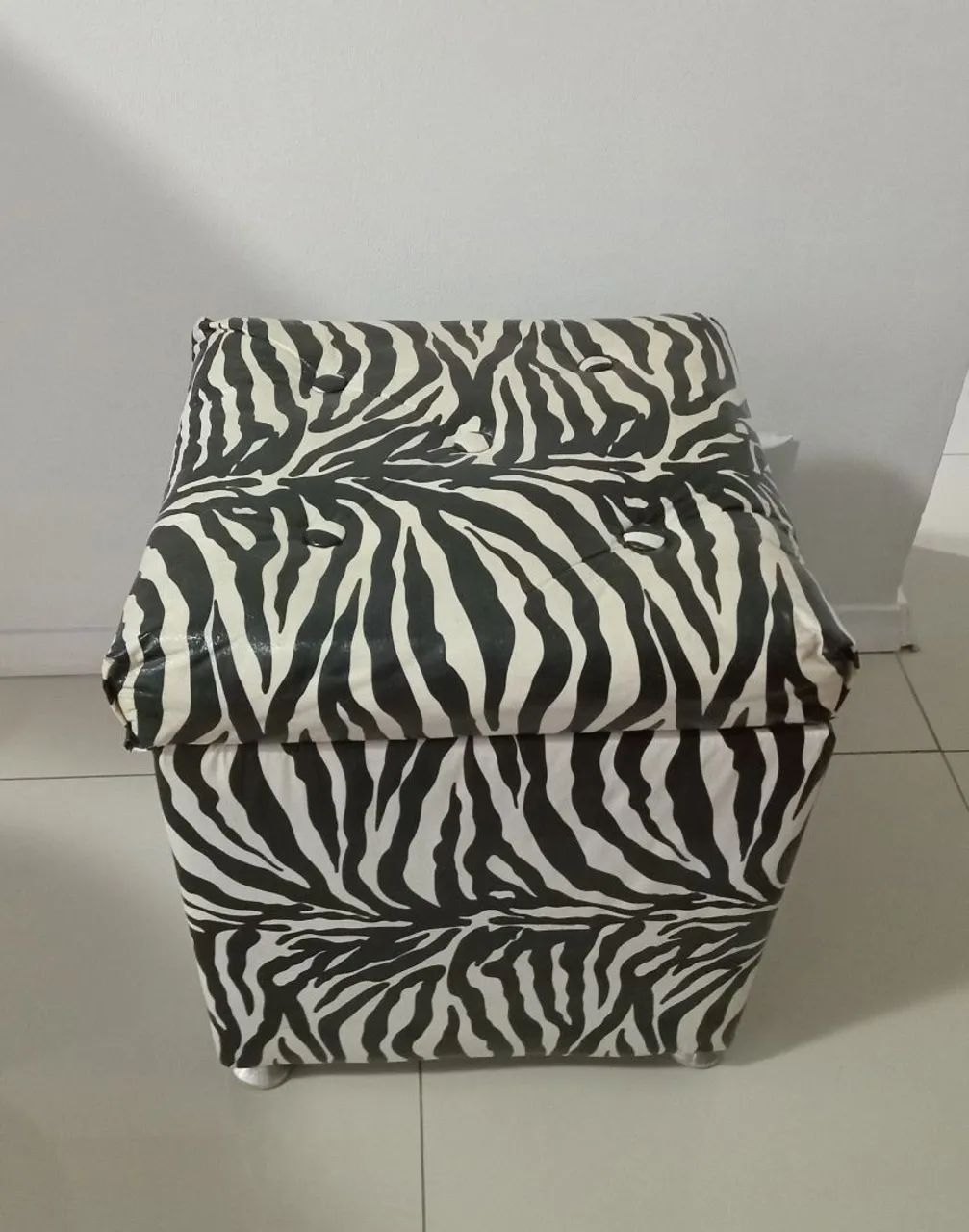 Vendo Puff Baú em excelente estado  - Foto 4