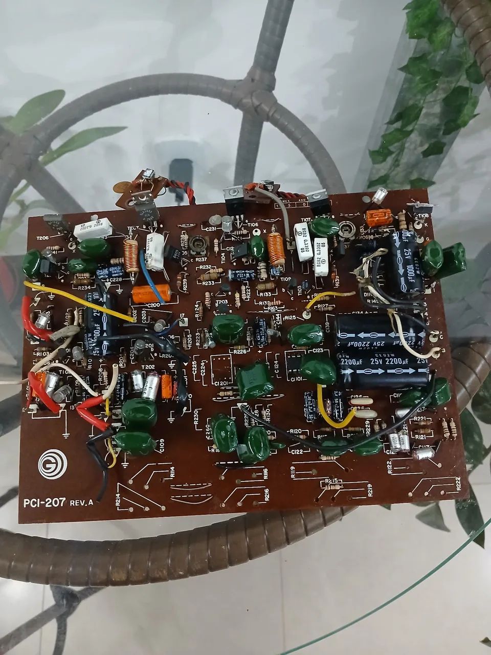 Gradiente S95 ( Placa de saida para aproveitamento de componentes) - Foto 4