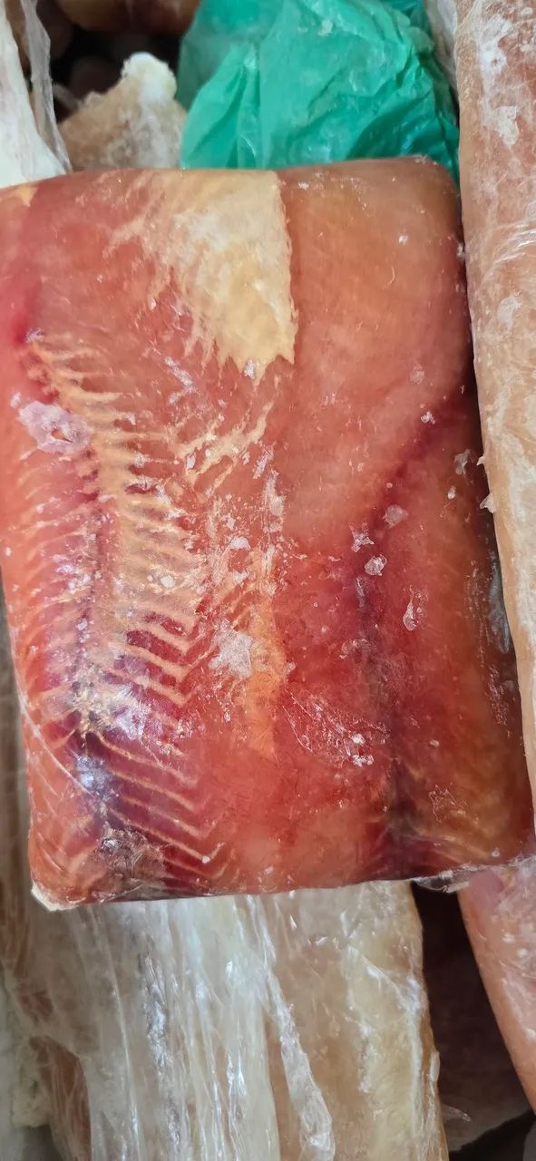 File de peixe e camarão fresco sem casca - Foto 4