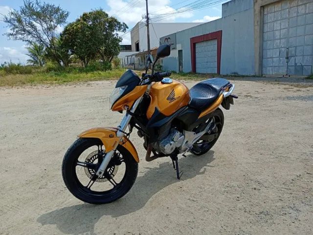 HONDA CB 300 2011  - Foto 2
