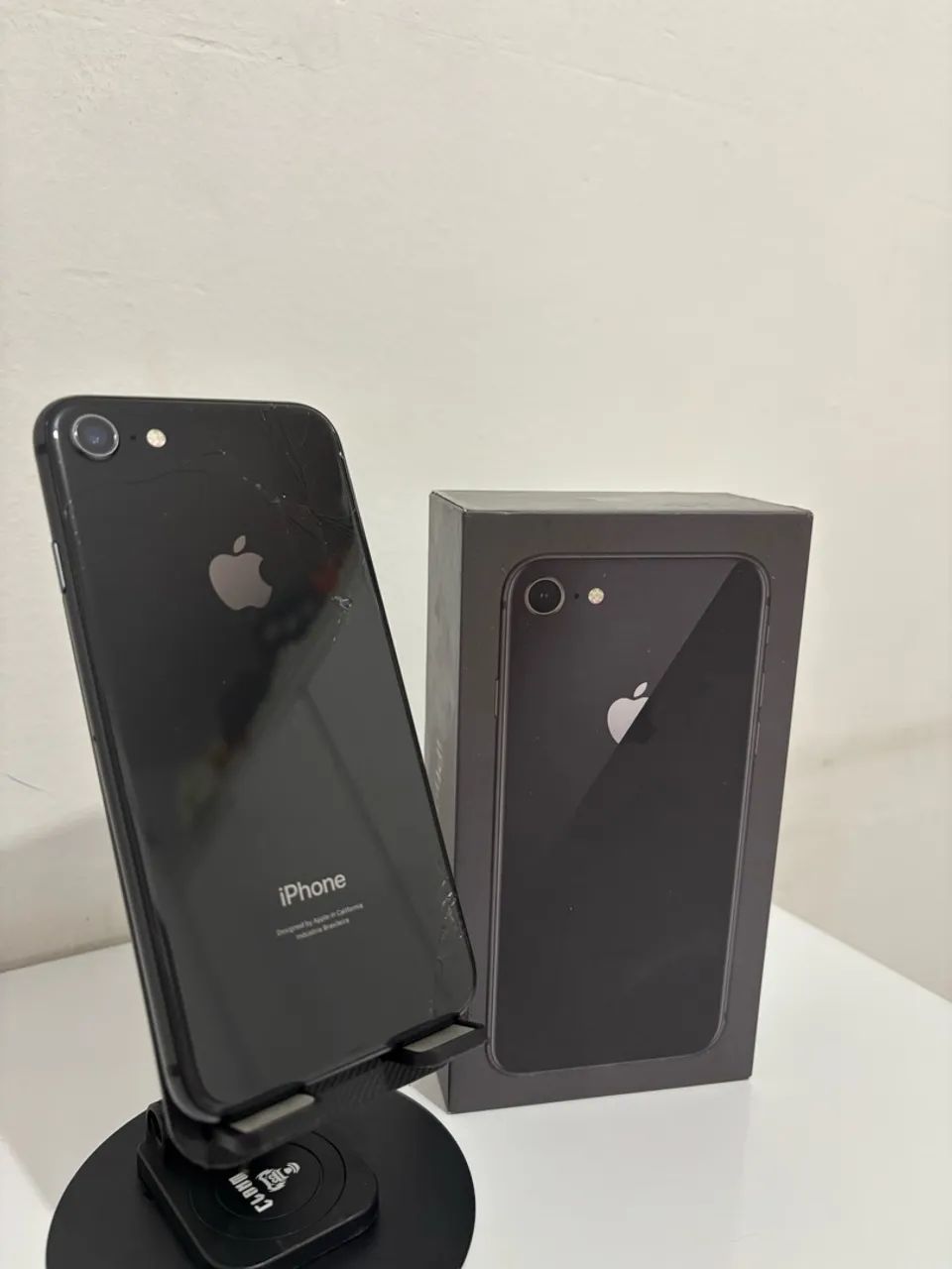 iPhone 8- 64GB - Foto 3
