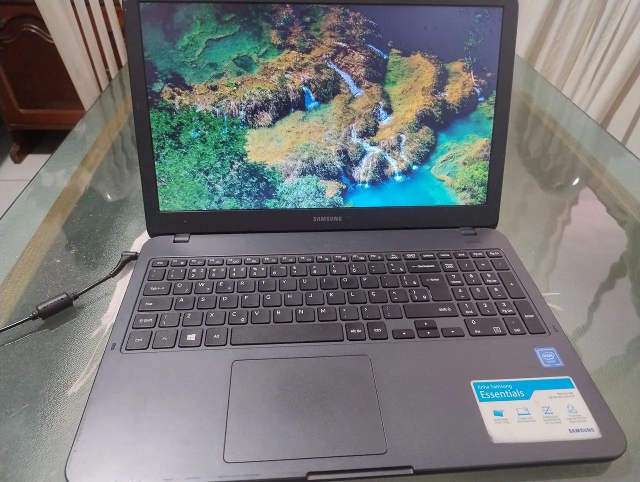 Vendo Notebook  - Foto 2