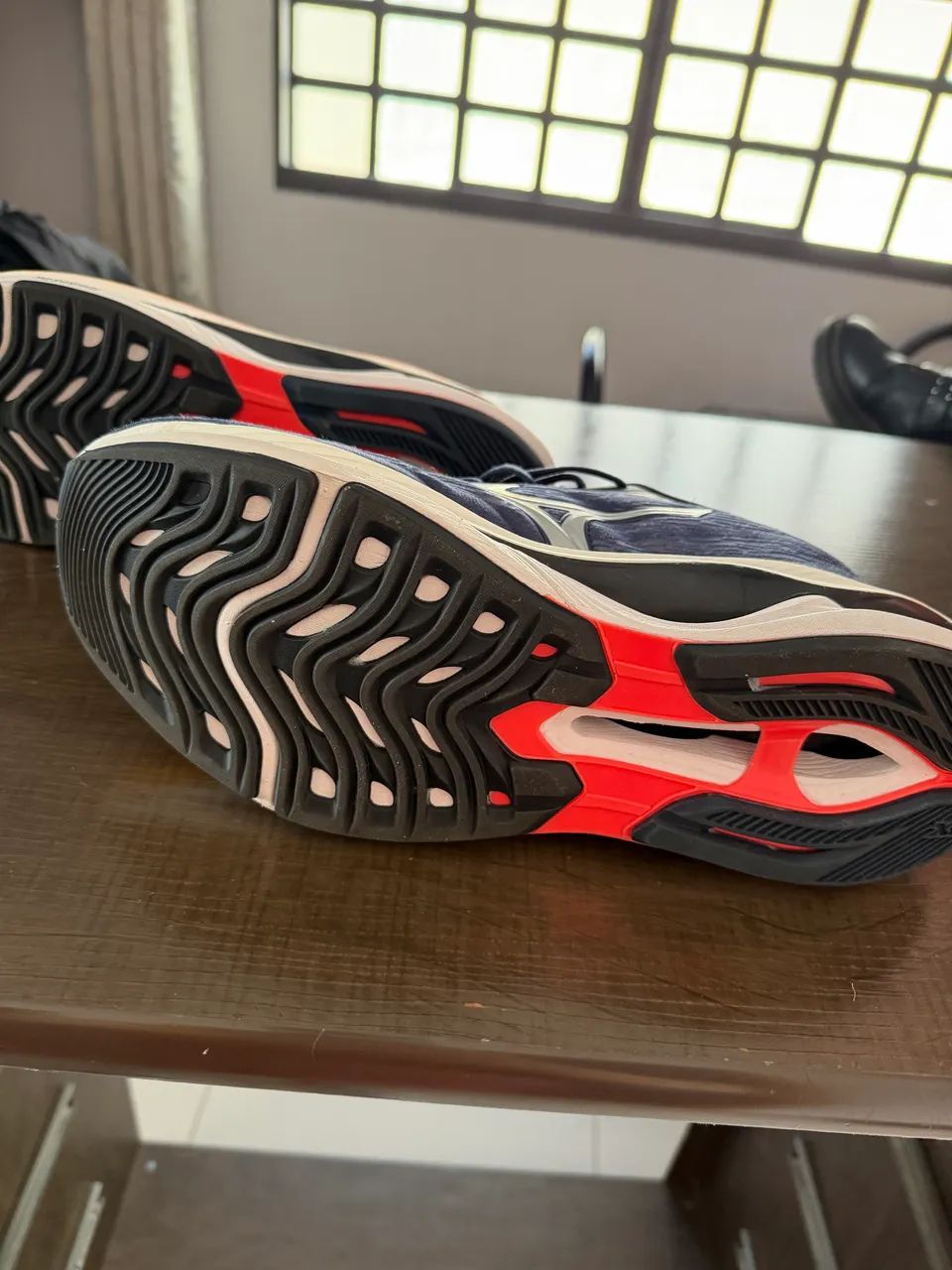 Tênis Mizuno original  - Foto 5