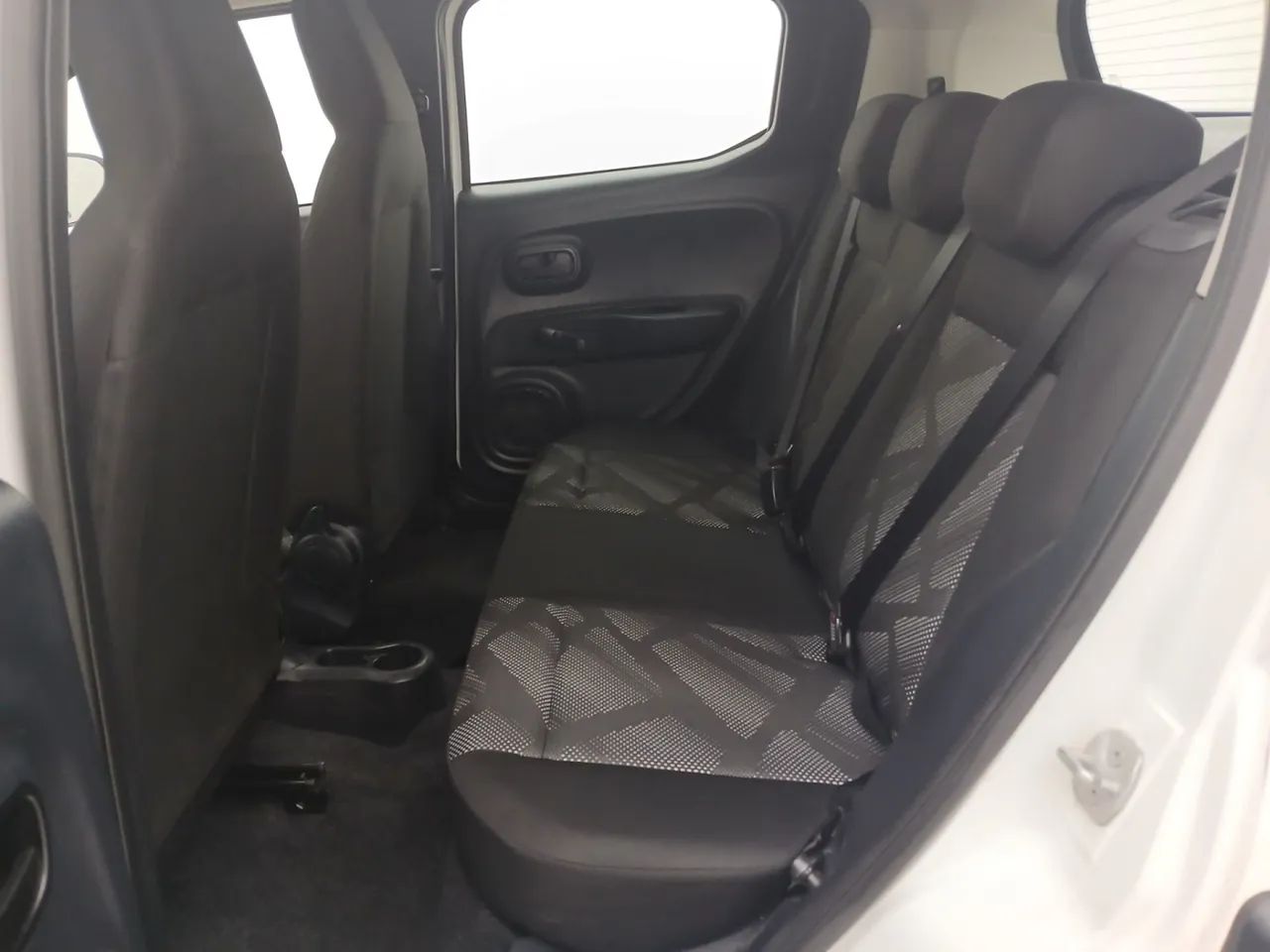 Fiat Mobi LIKE 1.0 Fire Flex 5p., foto 17 de 18