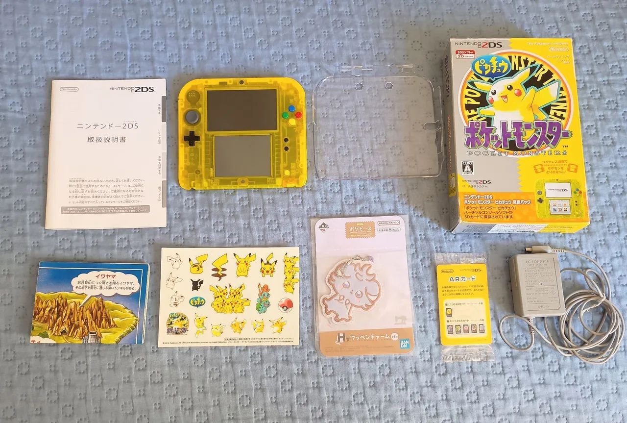 NINTENDO 2DS CLEAR YELLOW DESBLOQUEADO 