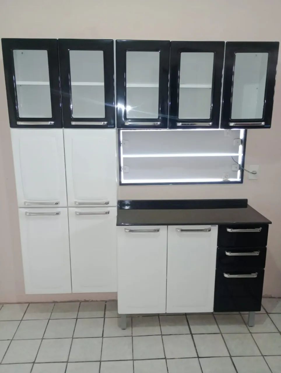 Armário de Cozinha Itaiaia Seminovo