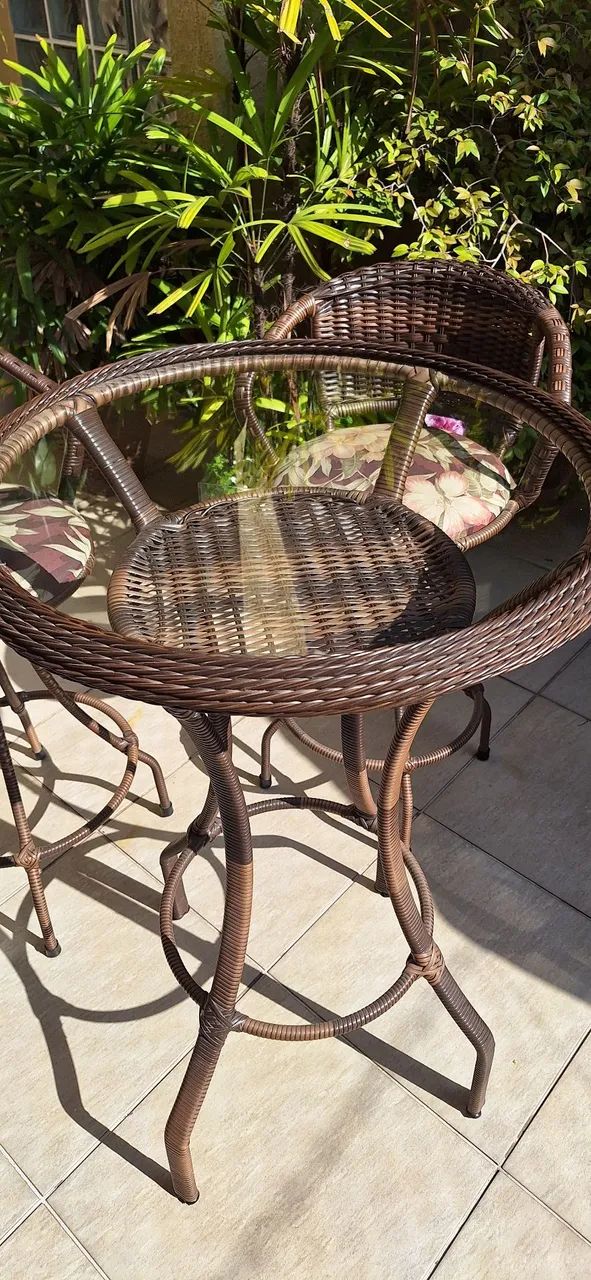 Bistrô com duas banquetas altas  - Foto 4