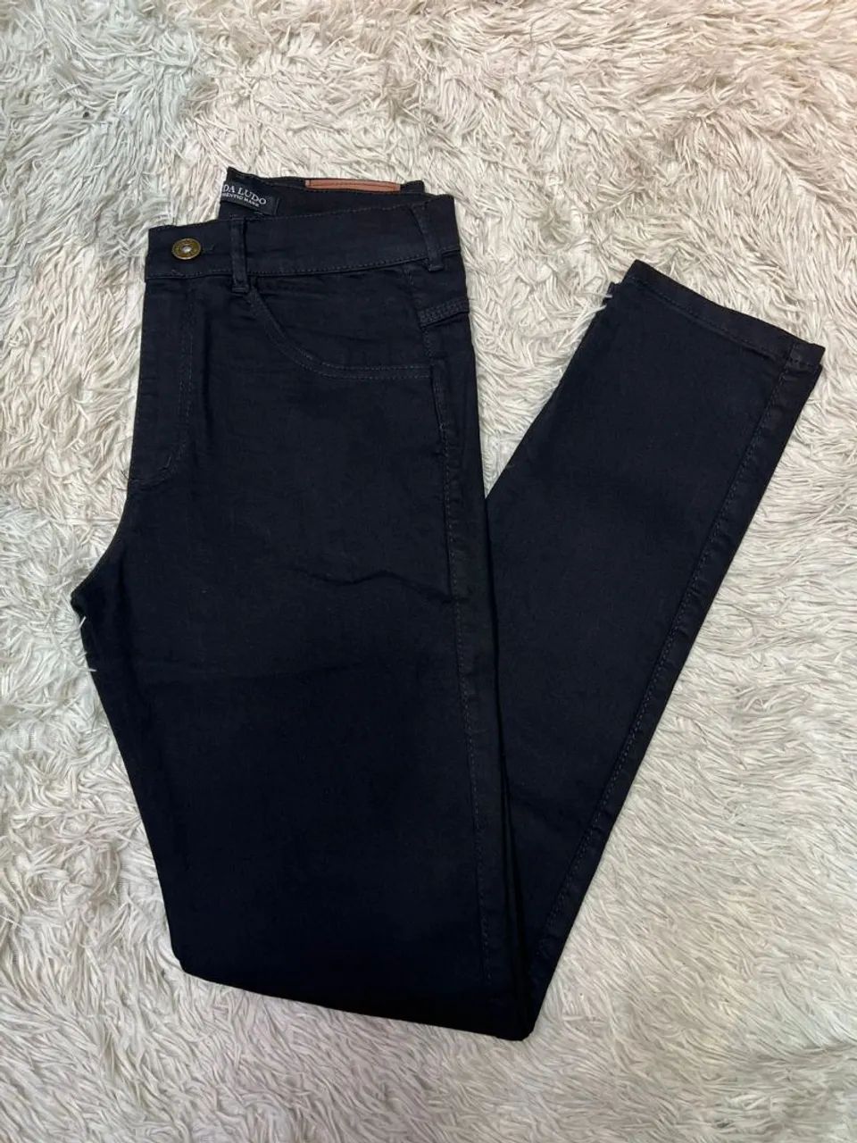 Calças jeans skiny com laycra  - Foto 4