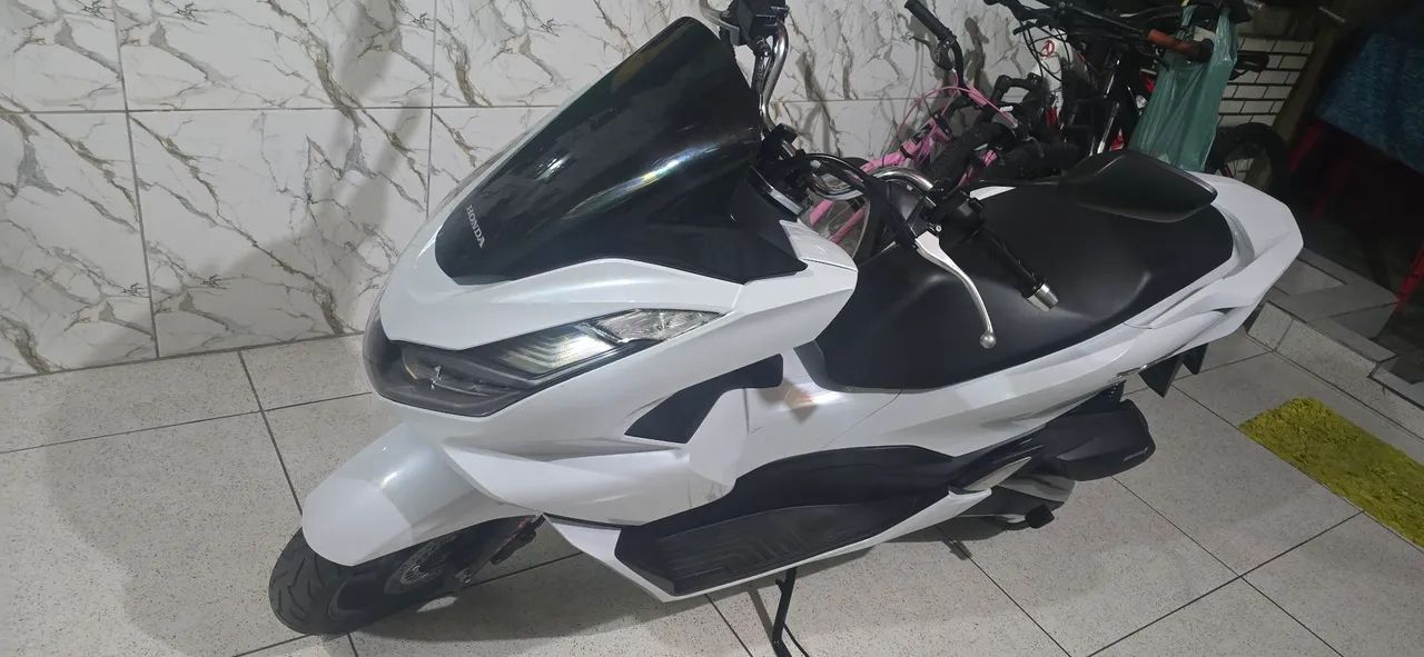 Vendo pcx zerado com 3.800 km