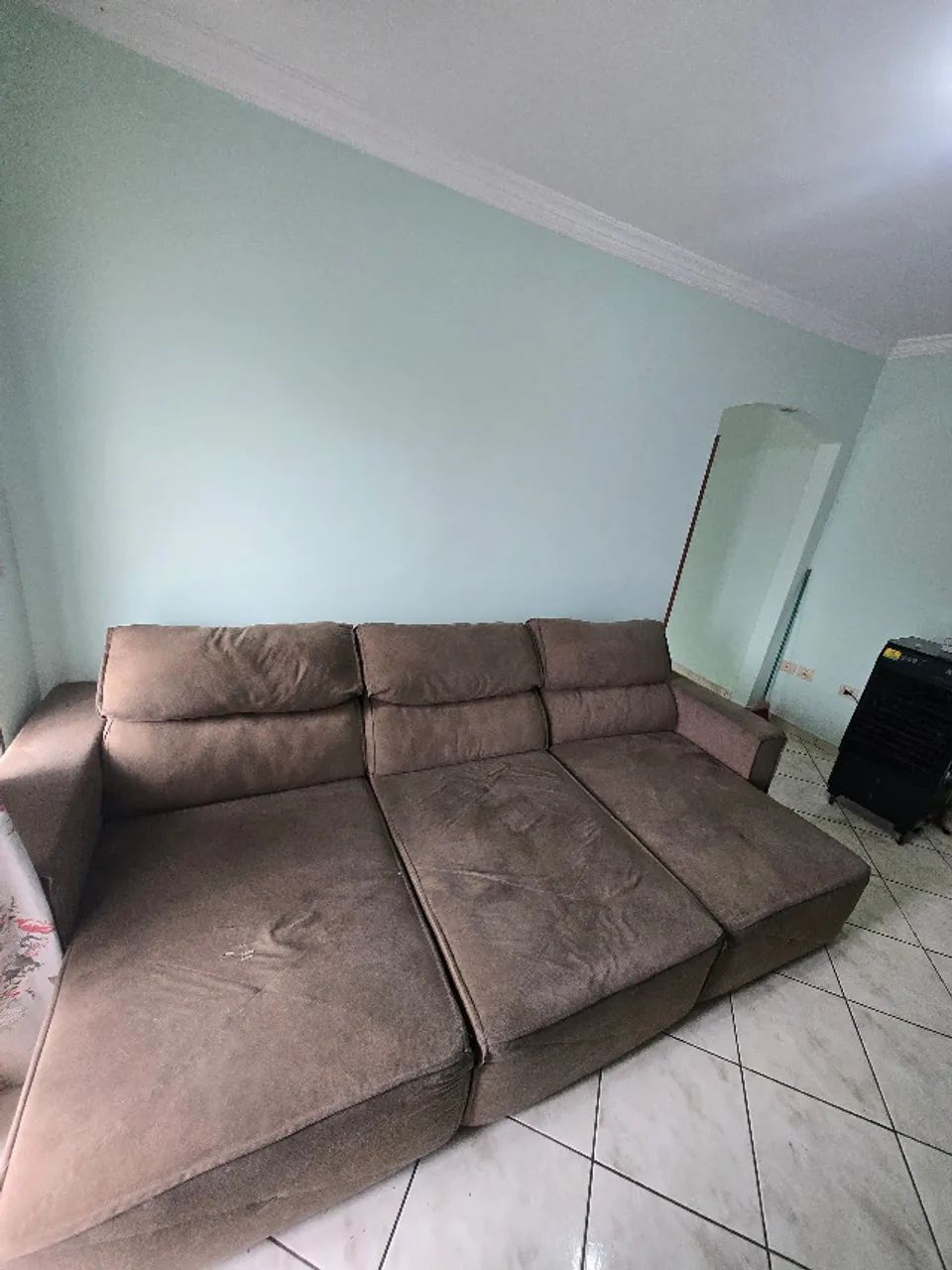 Sofá 3 assentos retrátil e reclinável