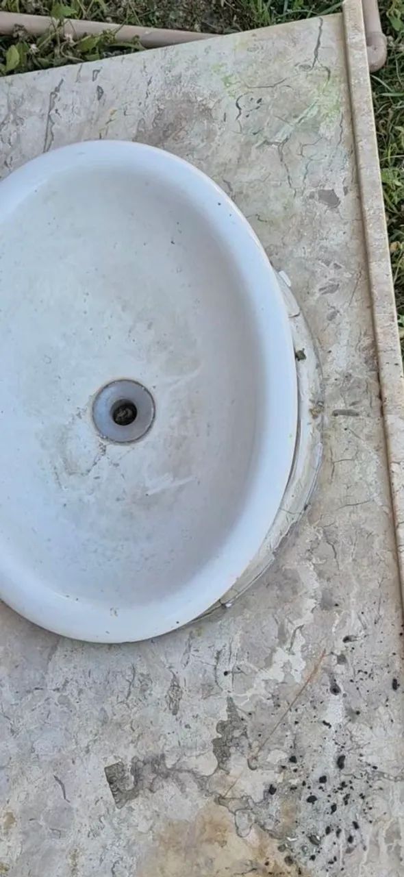 Bancada de granito + pias e cubas de inox