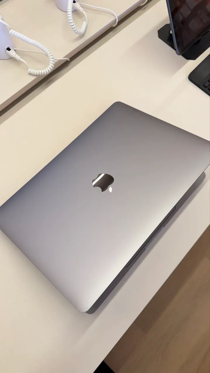 MacBook Pro M2 - Foto 4