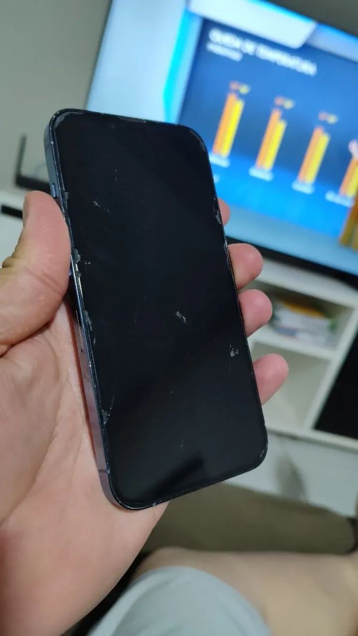 iPhone 13 pro 256 - Foto 2