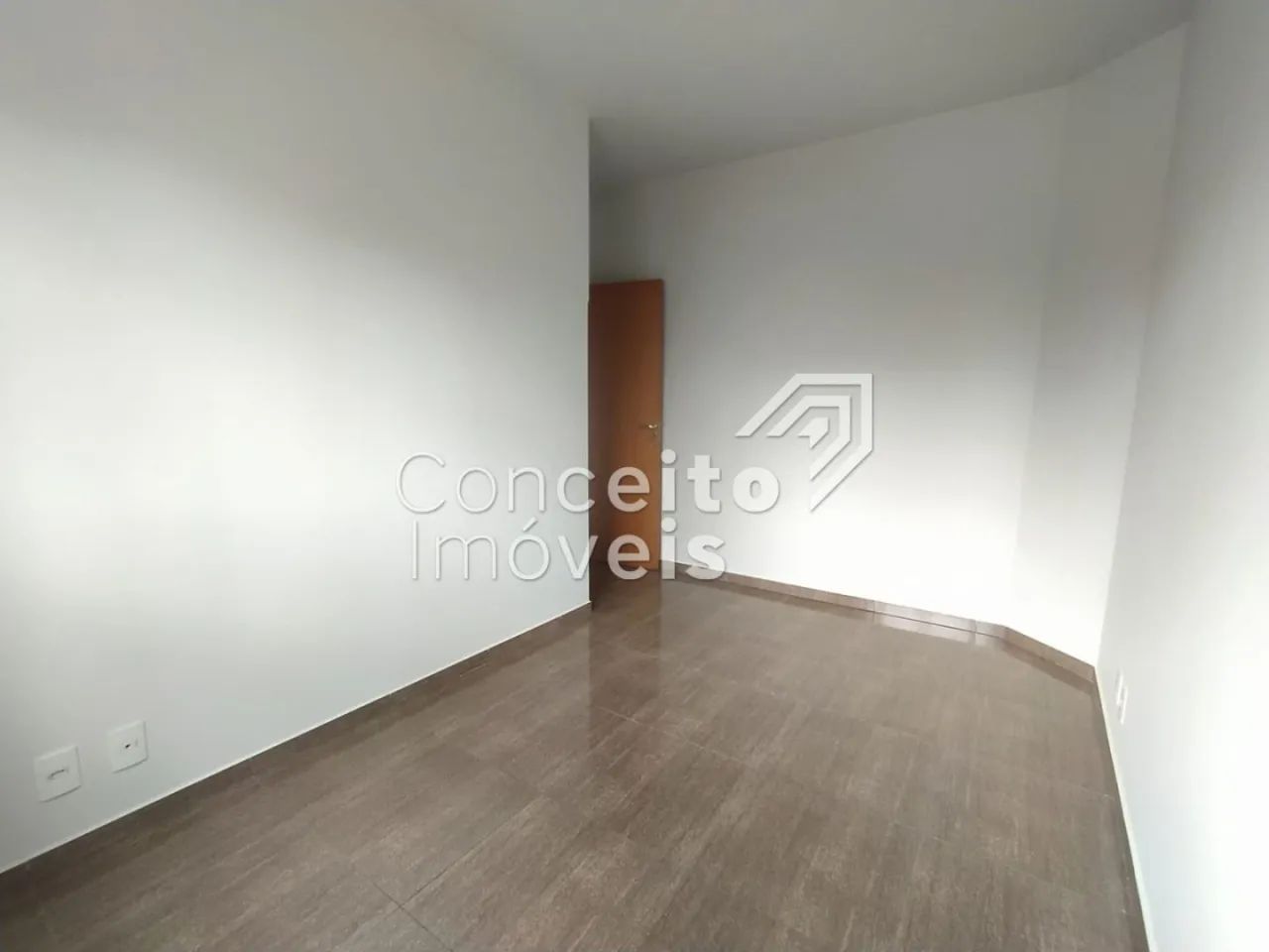 Edifício Toscana - Centro - Apartamento Semimobiliado - Foto 14