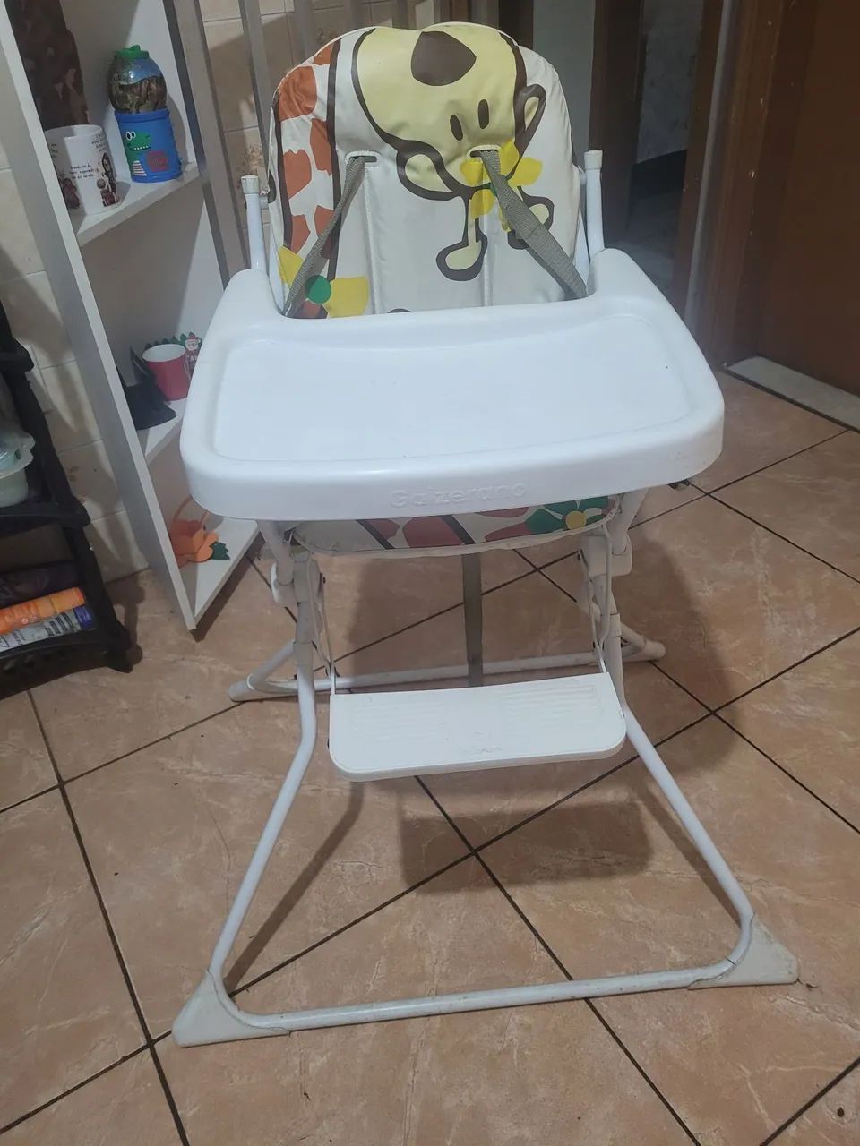 Cadeirinha de alimentação 