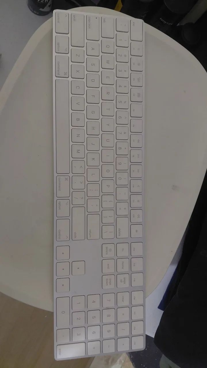 Teclado Apple Magic Keyboard - Periféricos e Acessórios de