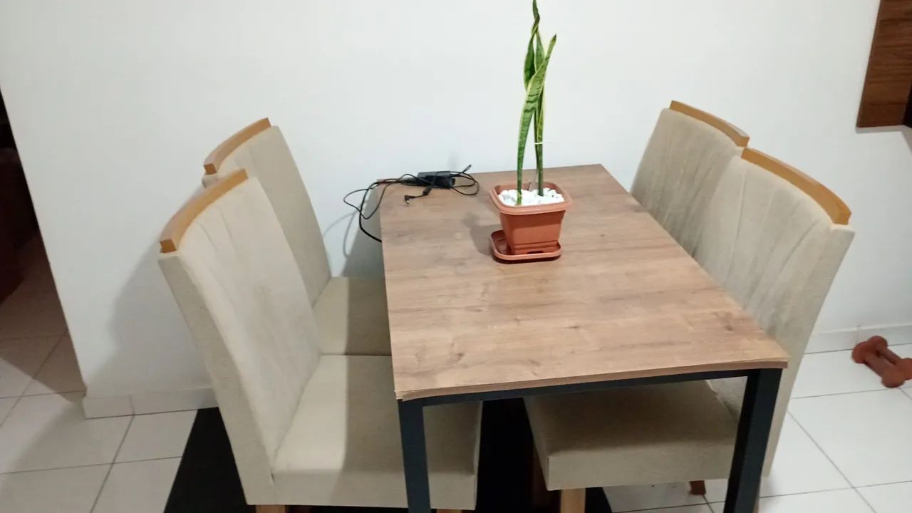 kit de jantar mesa e 4 cadeiras - Foto 5