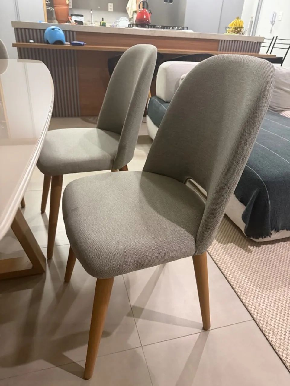 Mesa de jantar 6 lugares com cadeiras  - Foto 3