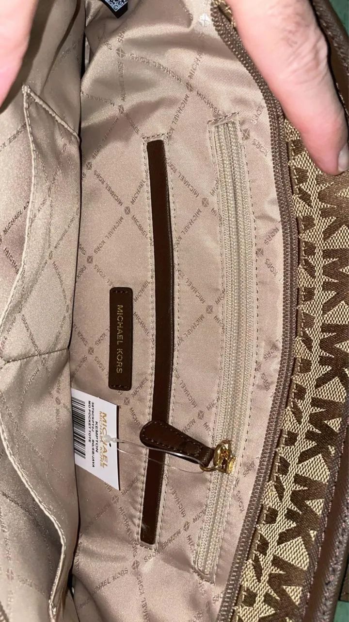 Bolsa Michael Kors NOVA e  ORIGINAL - Estilo e Sofisticação - Foto 3